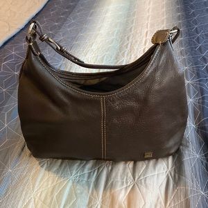 The SAK Leather bag Modern Classic Leather 6.25 Great Condition